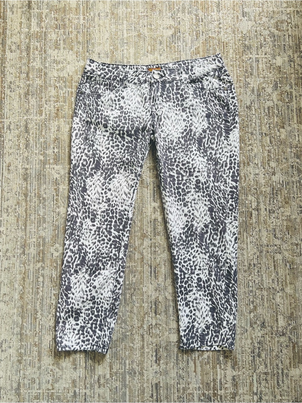 Copper Key Y2K Women's Grey & White Leopard Print Skinny Jeans